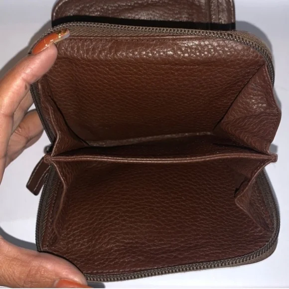 Prada Vintage Milano Brown Leather Zip Around Wallet (EUC) - Picture 3 of 10